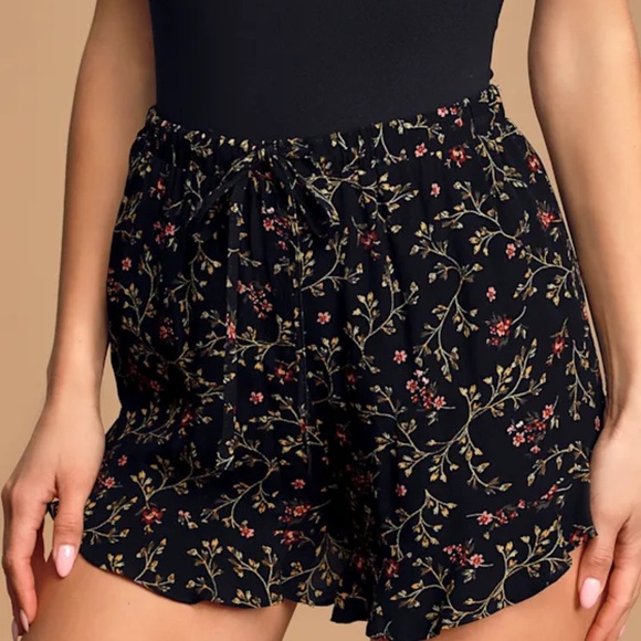 Lulu's Black Floral Print Ruffled Shorts - Picture 4 of 5